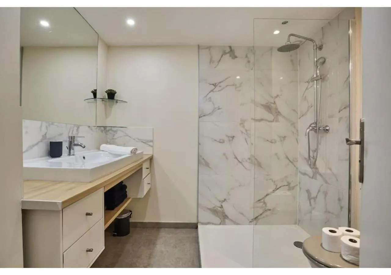Center Of Montmartre By Prestige Apartament Paryż
